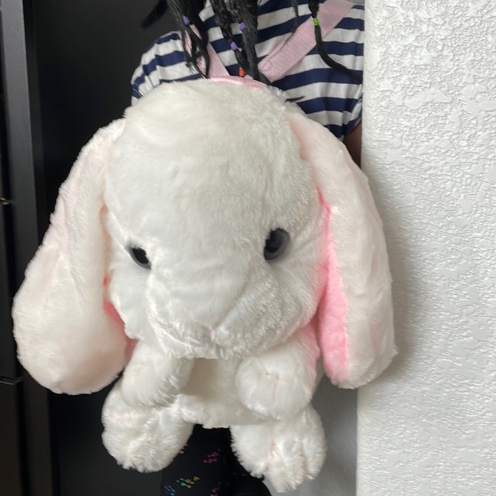 ♡NWOT kawaii bunny backpack♡